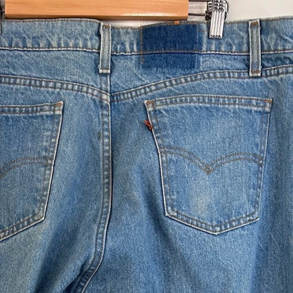 Vintage Levis 505 Orange Tab Jeans Mens 42x30 Blue Light Wash Made in USA 90s